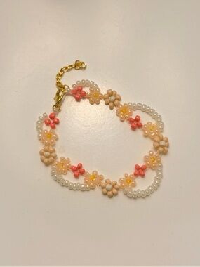 Handmade Peach & Coral Beaded Flower Bracelet